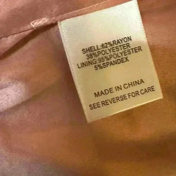 Cropped blazer pink vest with button-up and faux pockets - Picture 4 of 7